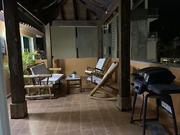 Aparta Hotel Las Rosa