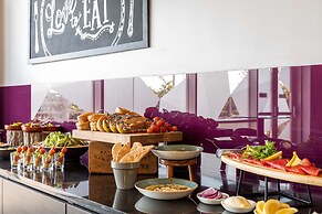 Radisson Hotel & Conference Centre London Heathrow