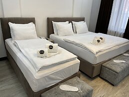 Hotel Shosh Palace