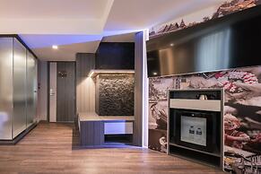 Aspira Gems Center Silom