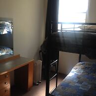 Young Budget Accommodation - Hostel