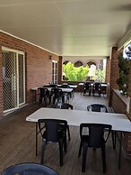 Young Budget Accommodation - Hostel
