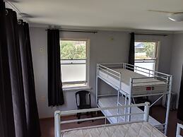 Young Budget Accommodation - Hostel