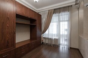 Royal Apartment Uspenskaya 12