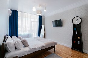 Royal Apartment Zhukovskogo 9