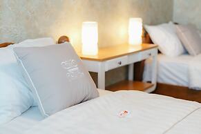 Royal Apartment Zhukovskogo 9