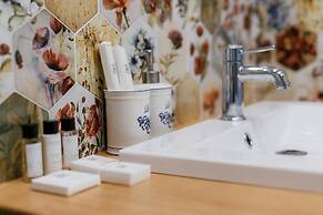 Royal Apartment Zhukovskogo 9