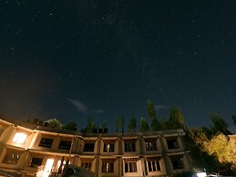 Cho Palace