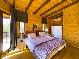 Simurg Inn