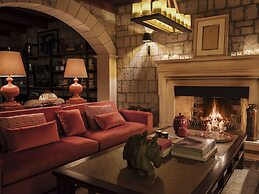 Simurg Inn