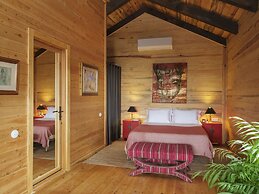 Simurg Inn