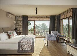 Simurg Inn