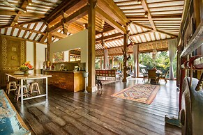 Bali Villa Near the Beach, 2041