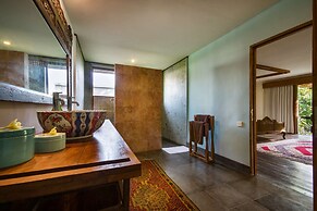 Bali Villa Near the Beach, 2041