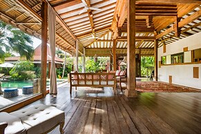 Bali Villa Near the Beach, 2041