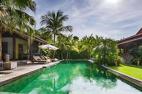 Bali Villa Near the Beach, 2041