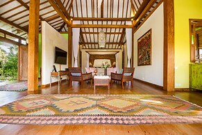 Bali Villa Near the Beach, 2041