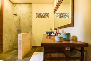 Bali Villa Near the Beach, 2041