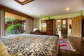 Bali Villa Near the Beach, 2041