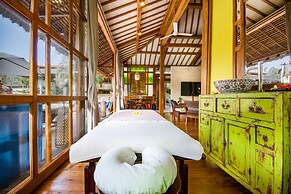 Bali Villa Near the Beach, 2041