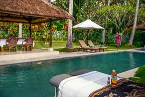 Bali Villa Near the Beach, 2015