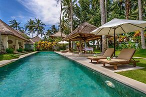 Bali Villa Near the Beach, 2015