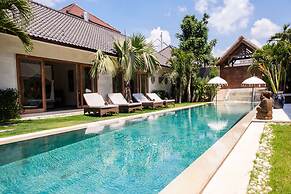 Beautiful Villa With Private Pool, Bali Villa 2073