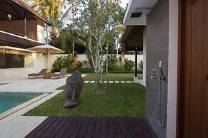 Villa for Rent in Bali 2032
