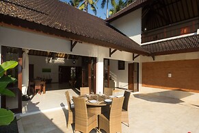 Villa for Rent in Bali 2032