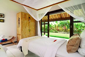 Villa for Rent in Bali 2032