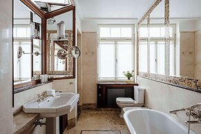 Nobu Hotel Warsaw