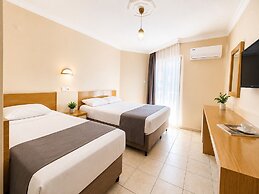 Yaman Life Hotel