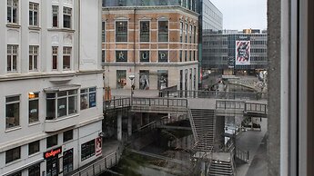 Sanders Boulevard - Smart 3-bdr Apt By the Canal