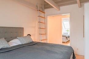 Sanders Canal - Chic 2-bdr Apt in Arhus Center