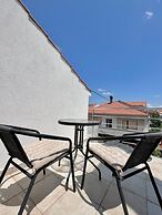 Lemon Tree Apartments