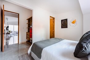 C A L Suites