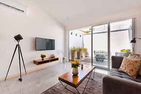 C A L Suites