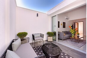 C A L Suites