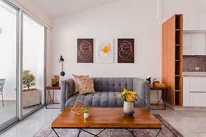 C A L Suites