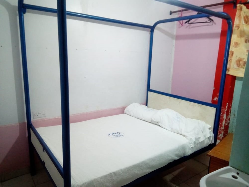 C.E.O Motel