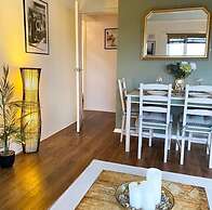 17G Regent Place