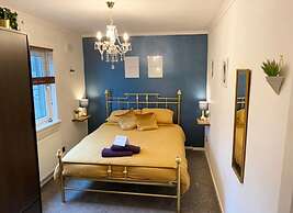 17G Regent Place