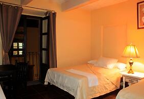 Hotel Allende