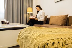 Le Blanc Aparthotel