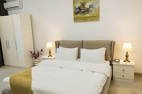 Le Blanc Aparthotel