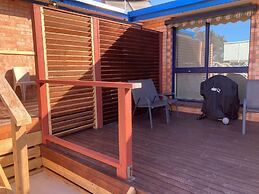 Bruces Waterside Units