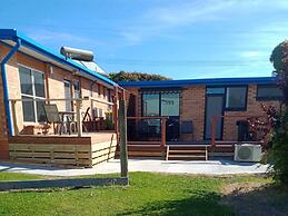 Bruces Waterside Units