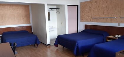 Hotel Zacatecas Courts