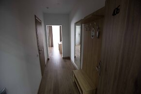 IQ Planet Hotel