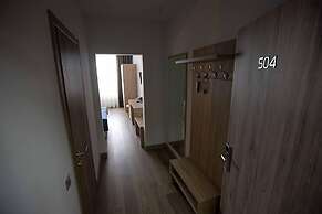 IQ Planet Hotel